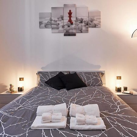 شقة ✦ Garden House In Centro - Free Parking ✦ ليفورنو المظهر الخارجي الصورة