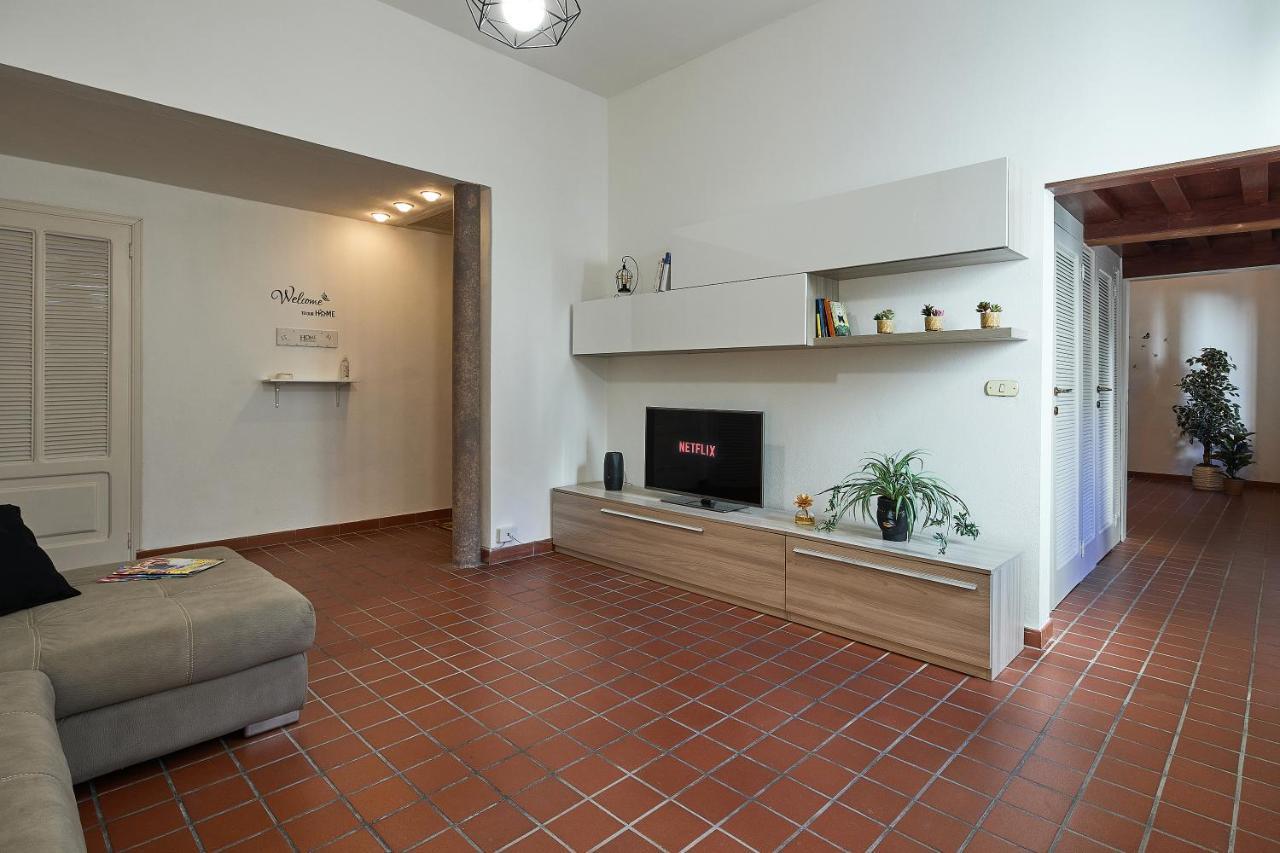 شقة ✦ Garden House In Centro - Free Parking ✦ ليفورنو المظهر الخارجي الصورة