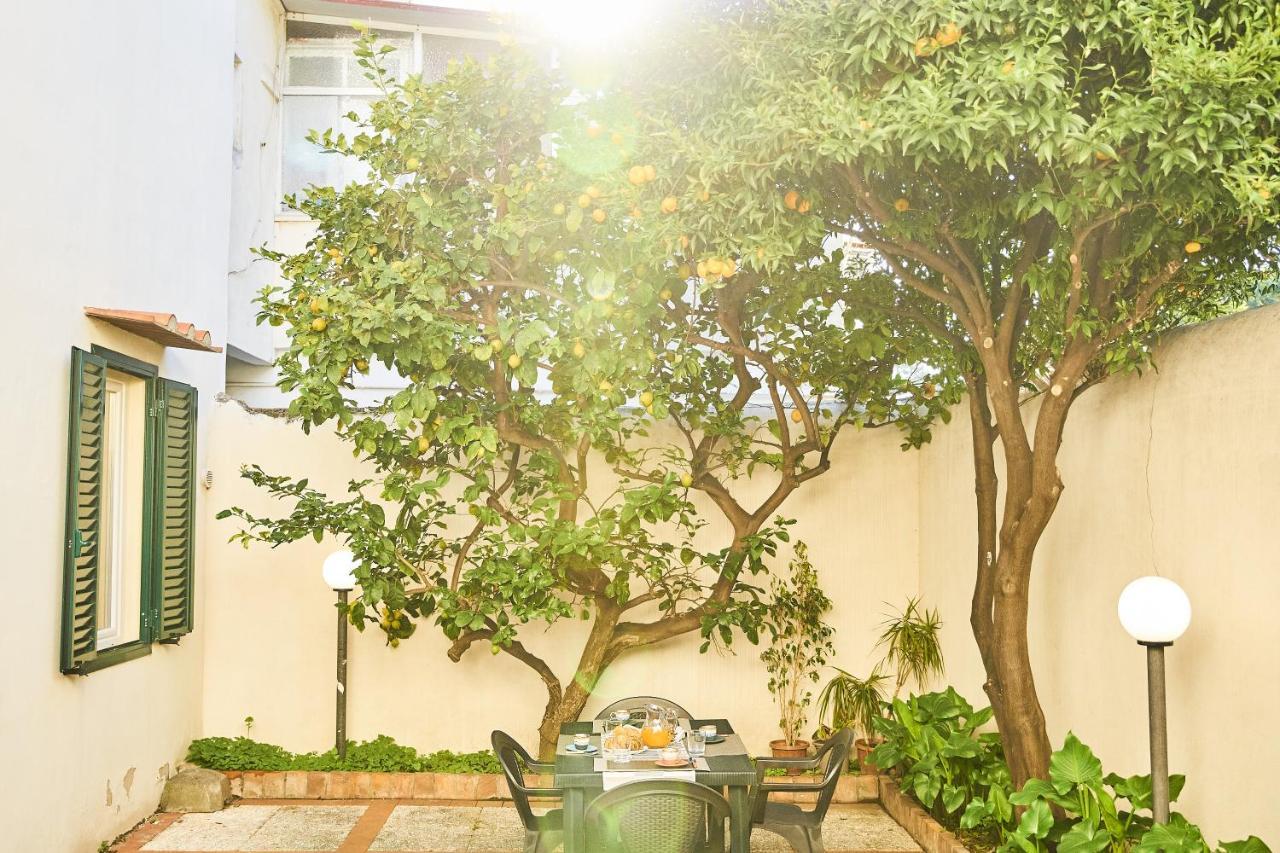 شقة ✦ Garden House In Centro - Free Parking ✦ ليفورنو المظهر الخارجي الصورة
