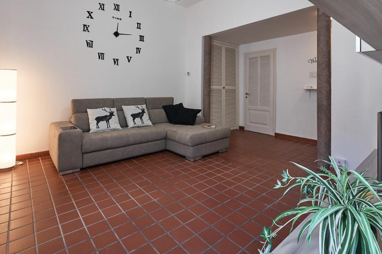 شقة ✦ Garden House In Centro - Free Parking ✦ ليفورنو المظهر الخارجي الصورة